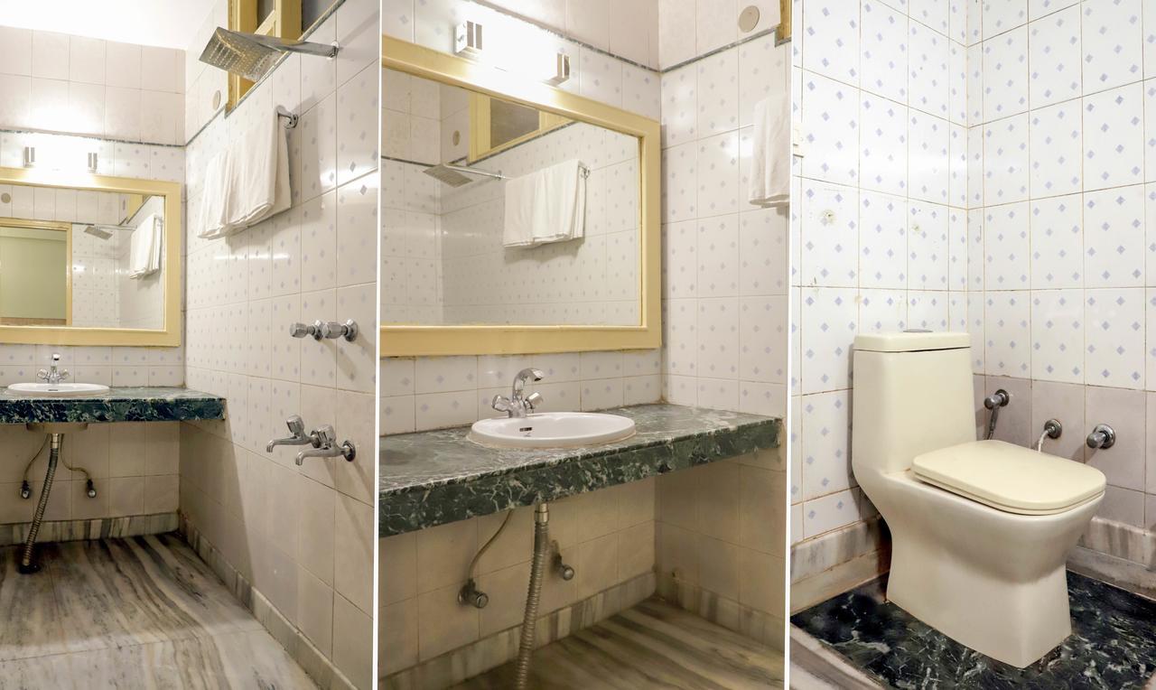 โอโย 22075 โฮเต็ล พาลีพาเลซ Hotel คาตรา ภายนอก รูปภาพ